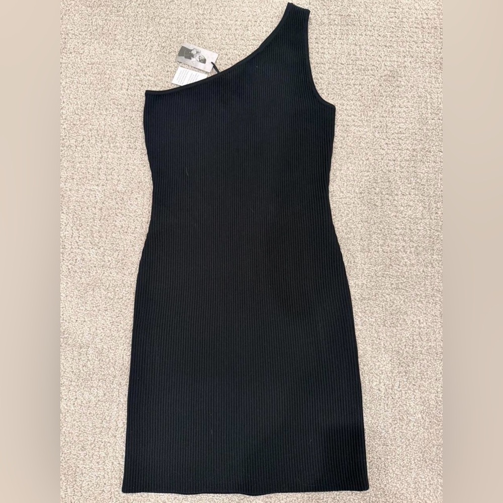 Sincerly Jules Black One-Shoulder Ribbed Bodycon Dress